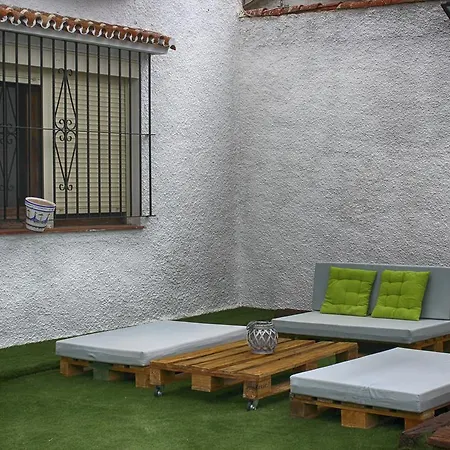 Relax Malaga. 度假居 *